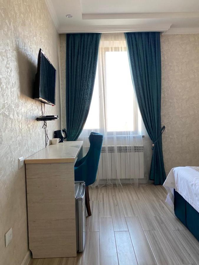 Comfort Hotel Turkistan Exteriör bild